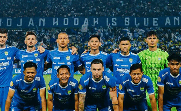 Persib Bandung Hanya Memerlukan 2 Poin untuk Merebut Gelar Liga 1 2024/2025